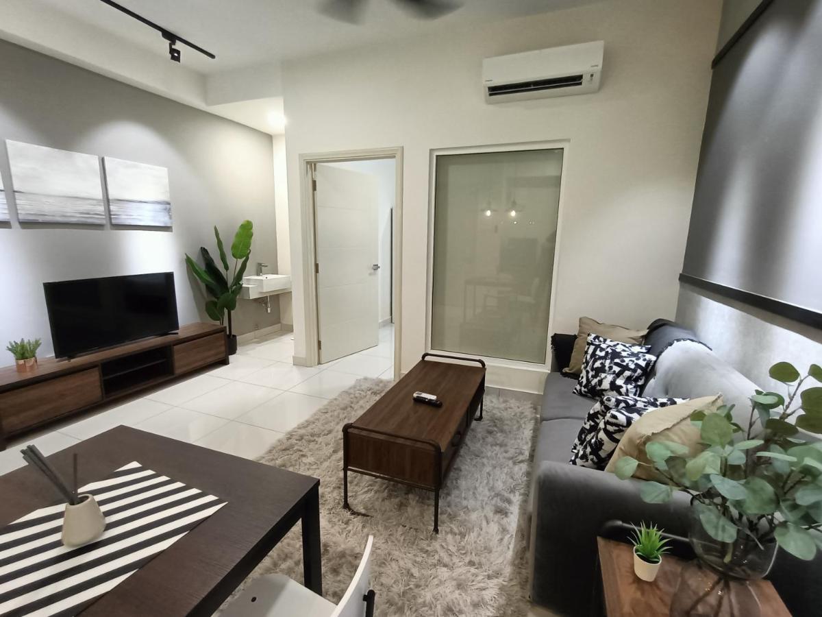 Nj Homestay At Arte Mont Kiara Kuala Lumpur Extérieur photo